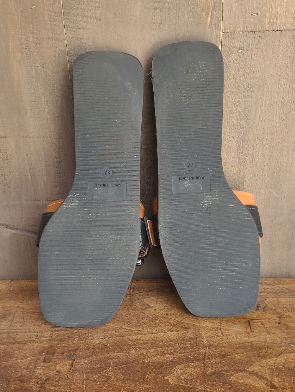 EUC Anthropologie Buckle Slides Women's sz 37/6.5US Cedar/Black Leather Sandals - Picture 8 of 10